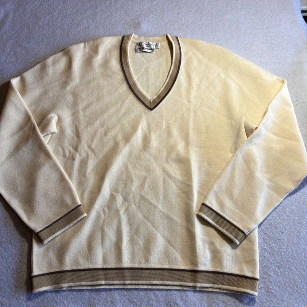 St Croix Knits Vintage 100% Zephyr Wool V-Neck Sweater Mens Large Cream Brown